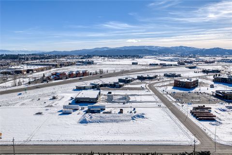 Tiny photo for 140 Timberwolf Parkway, Kalispell, MT 59901 (MLS # 30067546)