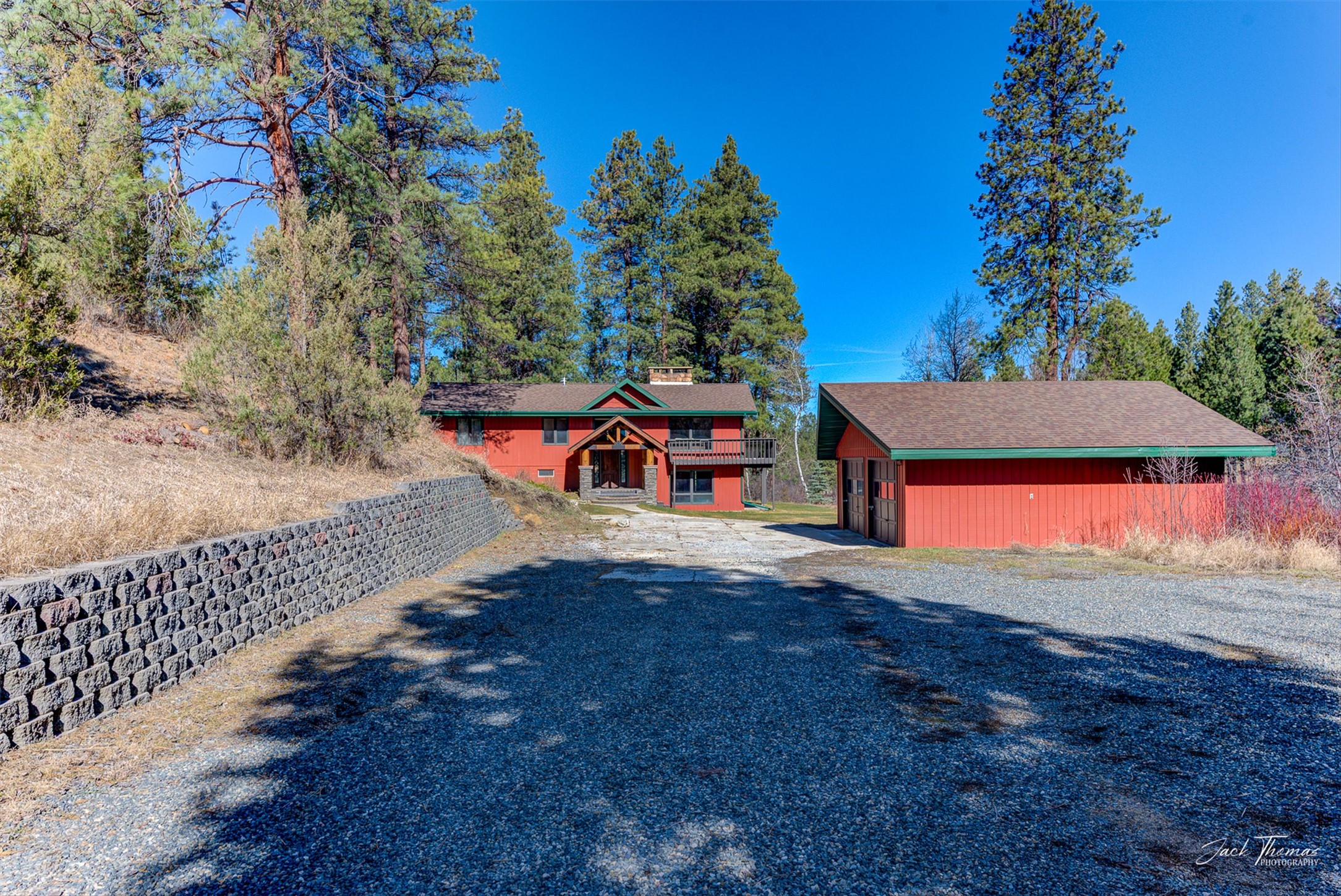 60 Pinecrest Road