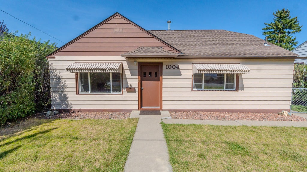 Photo of 1004 12th Avenue, Helena, MT 59601 (MLS # 30078343)