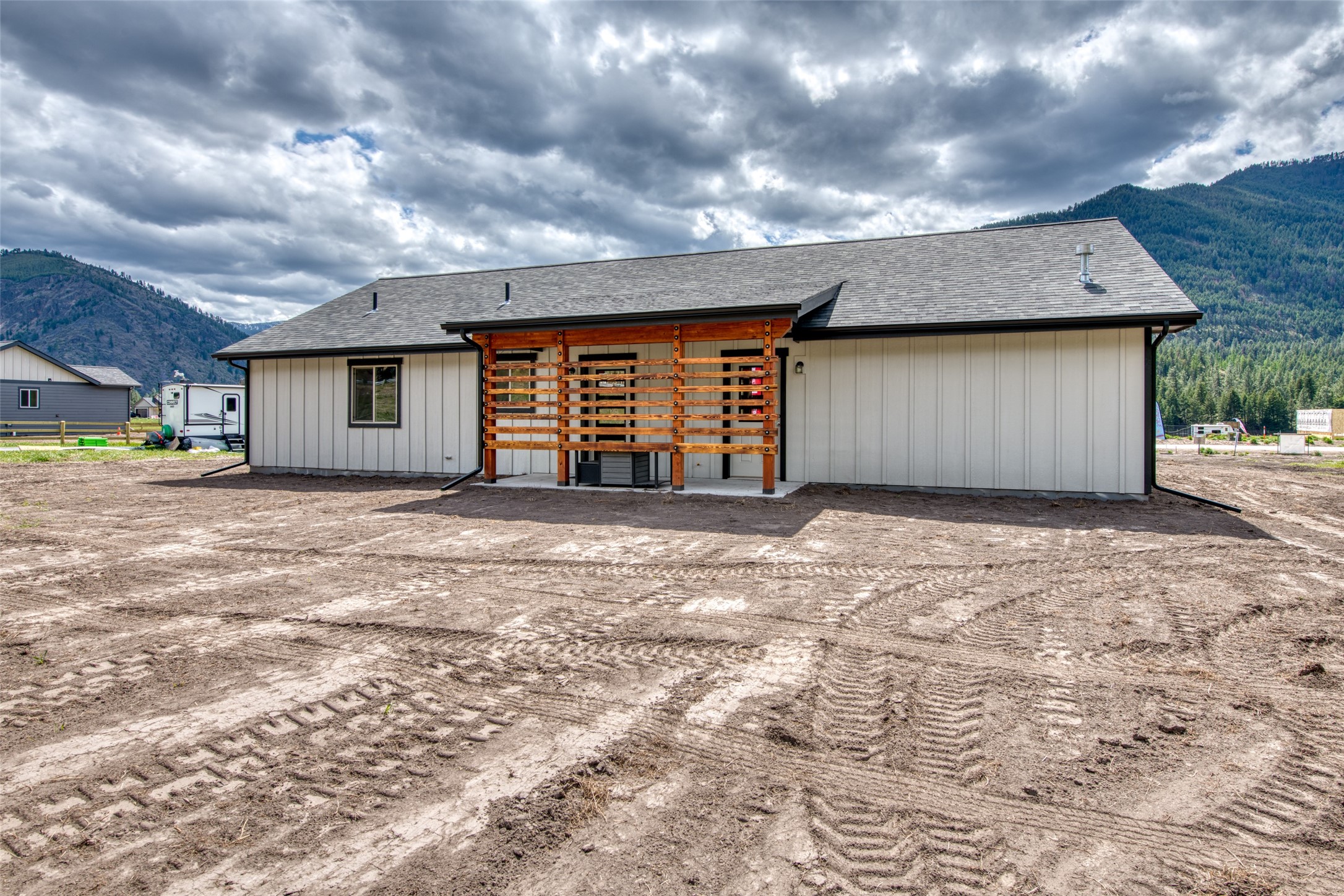 Alberton, Montana 59820, United States, 3 Bedrooms Bedrooms, ,2 BathroomsBathrooms,Residential,Pending,65359