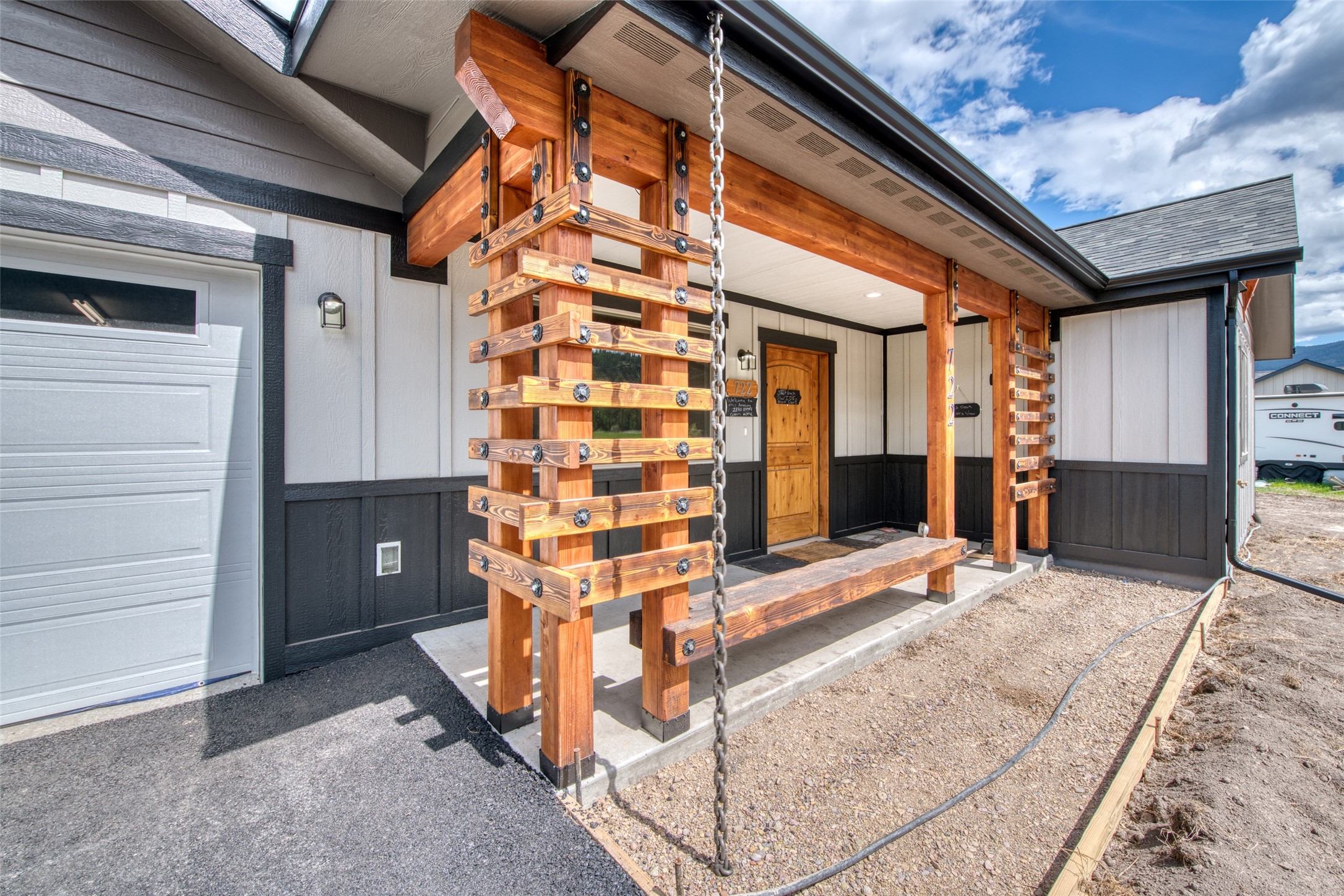 Alberton, Montana 59820, United States, 3 Bedrooms Bedrooms, ,2 BathroomsBathrooms,Residential,Pending,65359