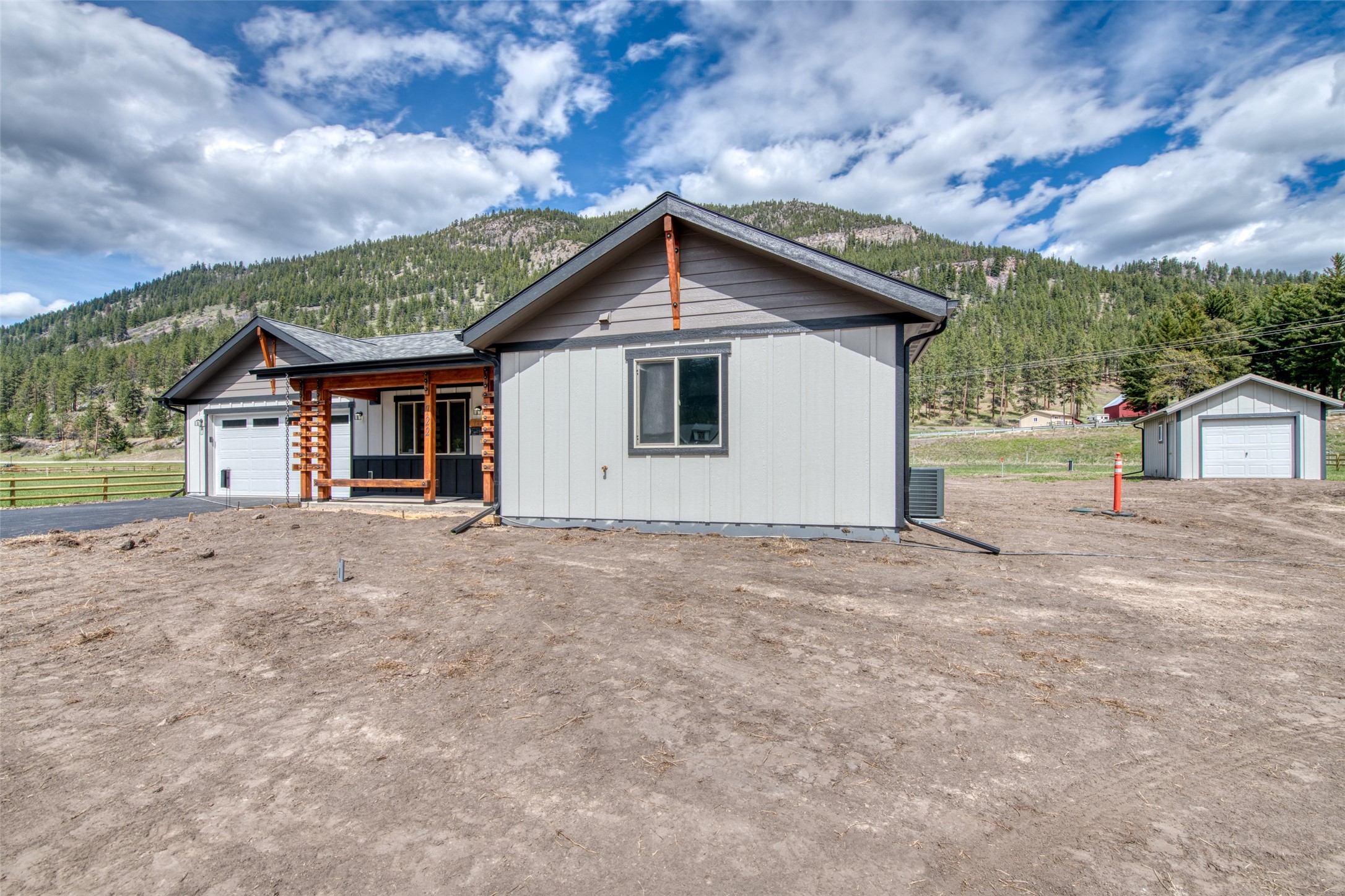 Alberton, Montana 59820, United States, 3 Bedrooms Bedrooms, ,2 BathroomsBathrooms,Residential,Pending,65359