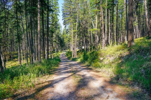 Photo of 176 Murray Ridge Road, Whitefish, MT 59937 (MLS # 30058434)