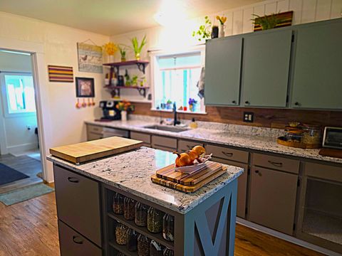 Tiny photo for 1727 S 13th Street W, Missoula, MT 59801 (MLS # 30071380)
