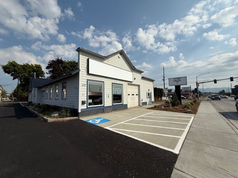 Photo of 637 Idaho Street, Kalispell, MT 59901 (MLS # 30056965)