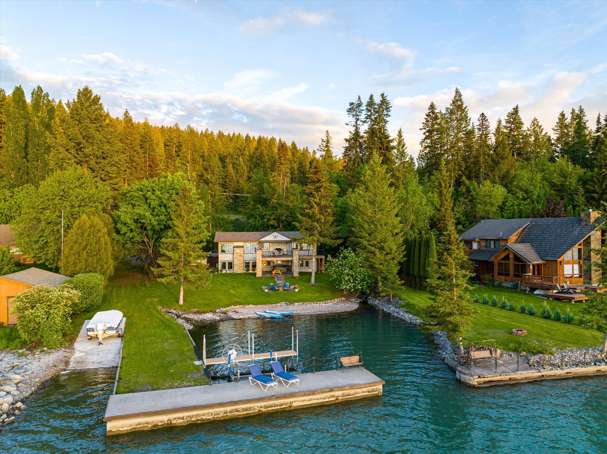 Polson, Montana 59860, United States, 4 Bedrooms Bedrooms, ,3 BathroomsBathrooms,Residential,Active,103590