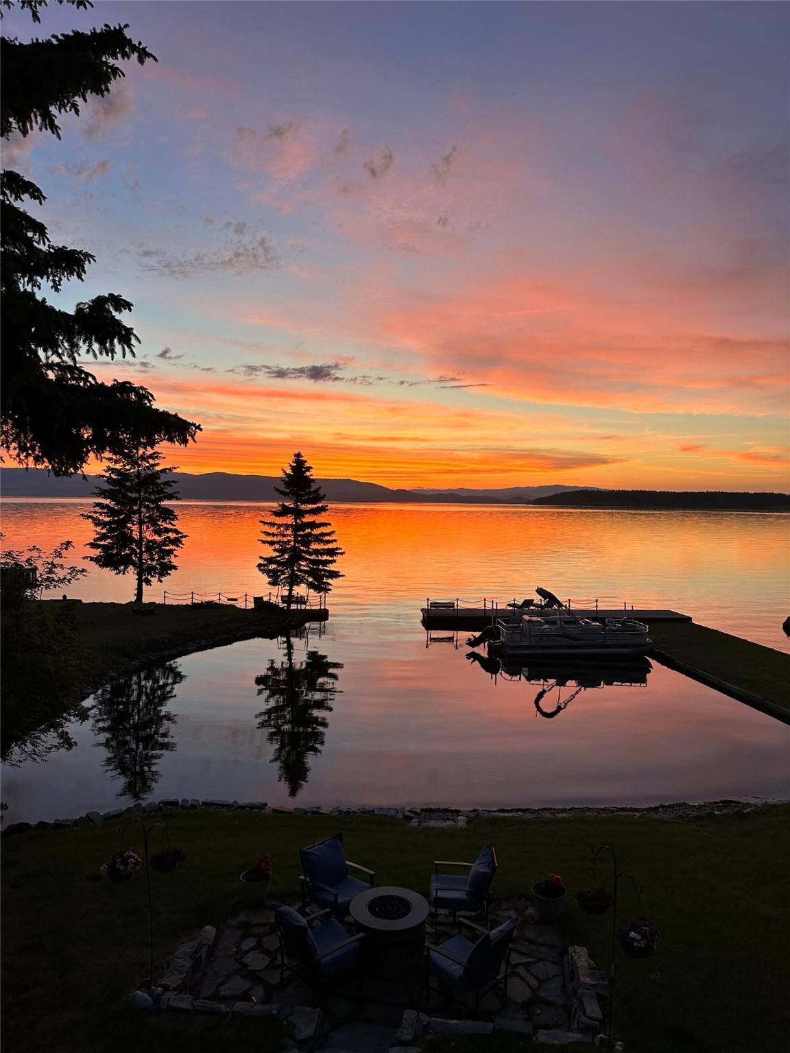 Polson, Montana 59860, United States, 4 Bedrooms Bedrooms, ,3 BathroomsBathrooms,Residential,Active,103590