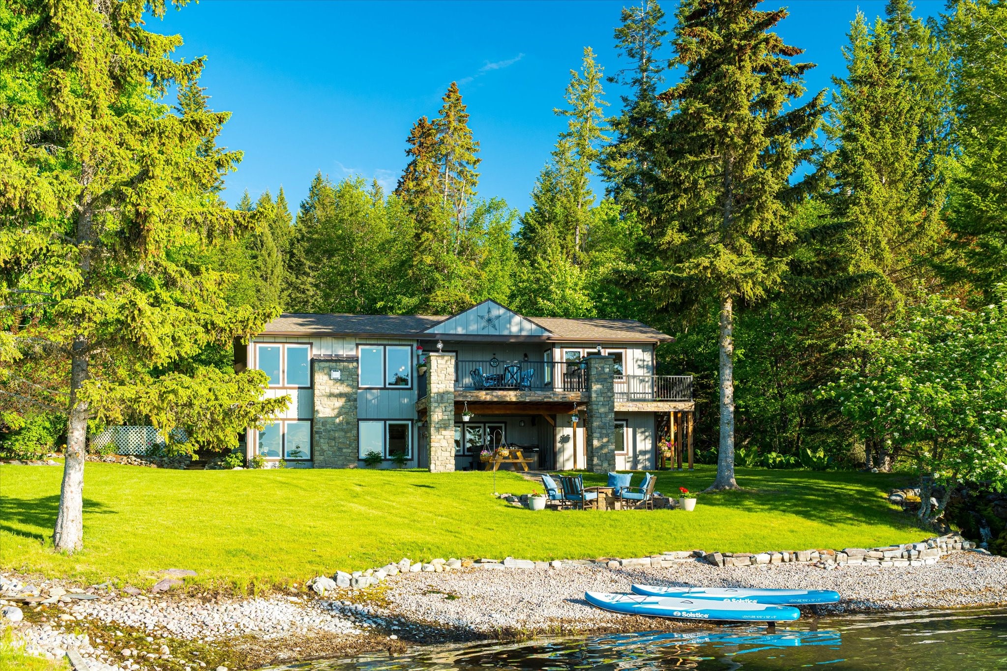 Polson, Montana 59860, United States, 4 Bedrooms Bedrooms, ,3 BathroomsBathrooms,Residential,Active,103590