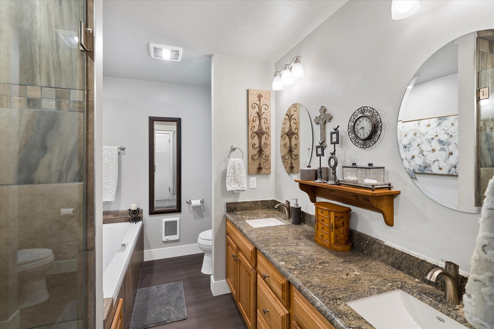 Polson, Montana 59860, United States, 4 Bedrooms Bedrooms, ,3 BathroomsBathrooms,Residential,Active,103590