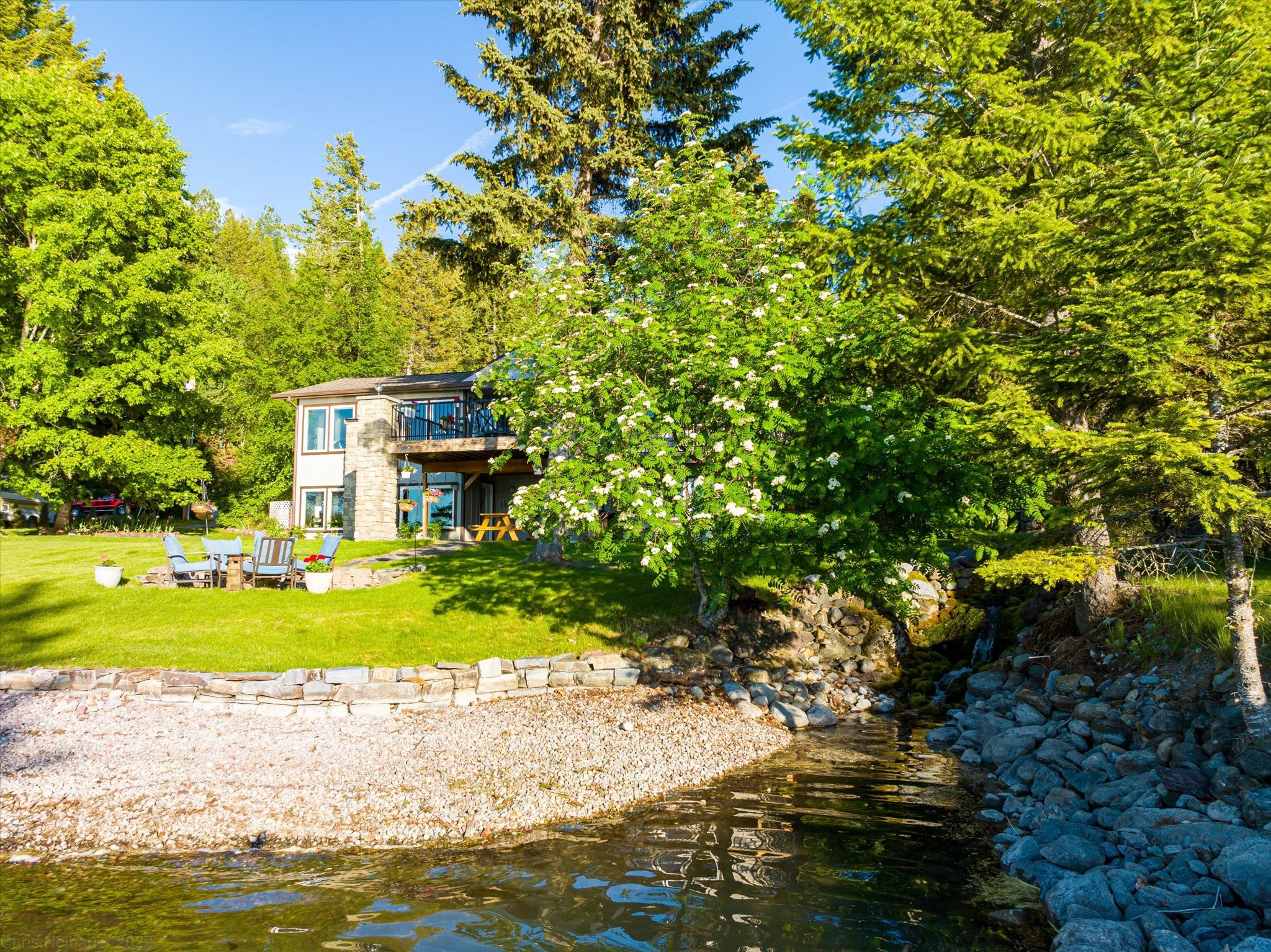 Polson, Montana 59860, United States, 4 Bedrooms Bedrooms, ,3 BathroomsBathrooms,Residential,Active,103590