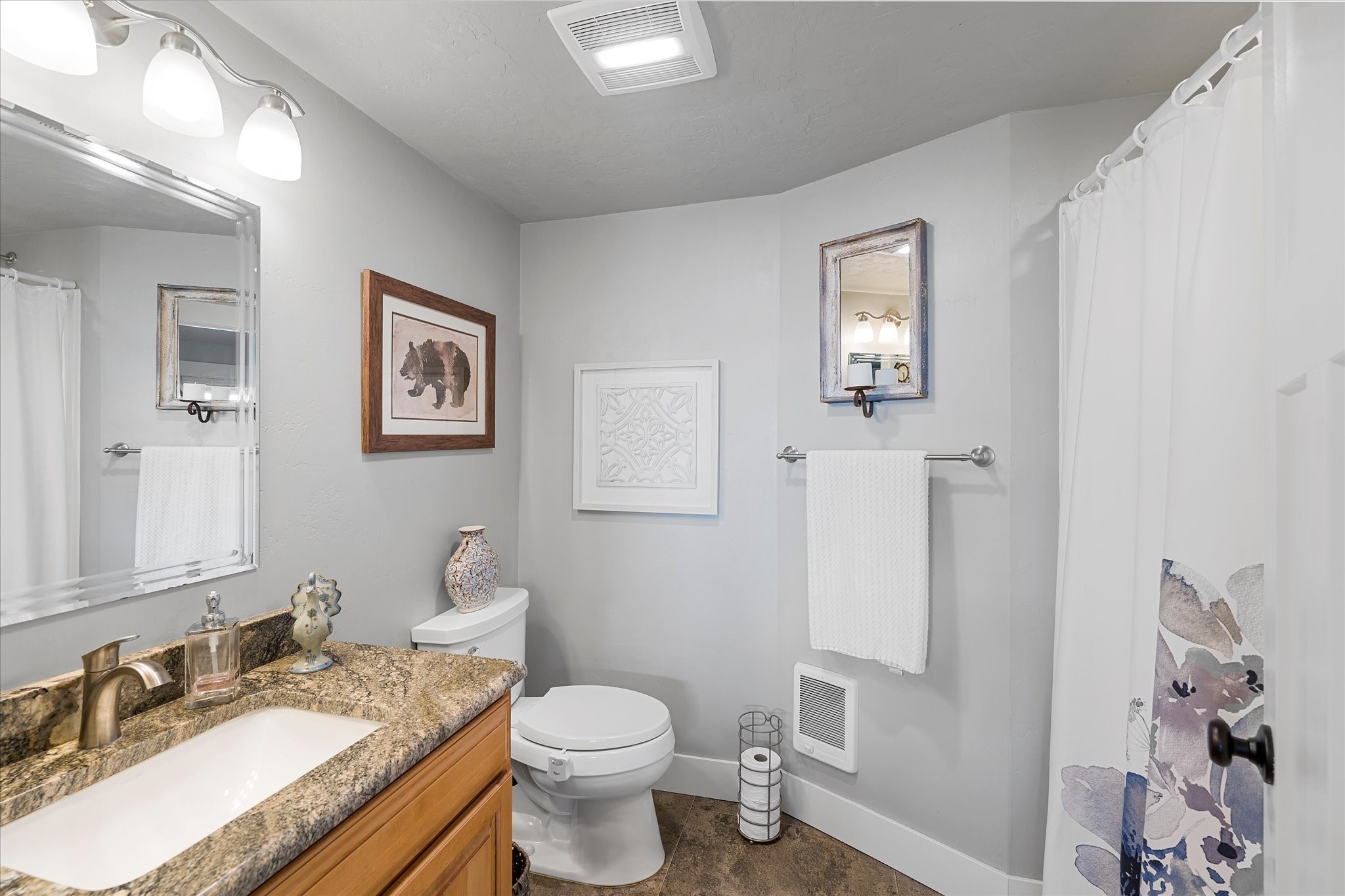 Polson, Montana 59860, United States, 4 Bedrooms Bedrooms, ,3 BathroomsBathrooms,Residential,Active,103590