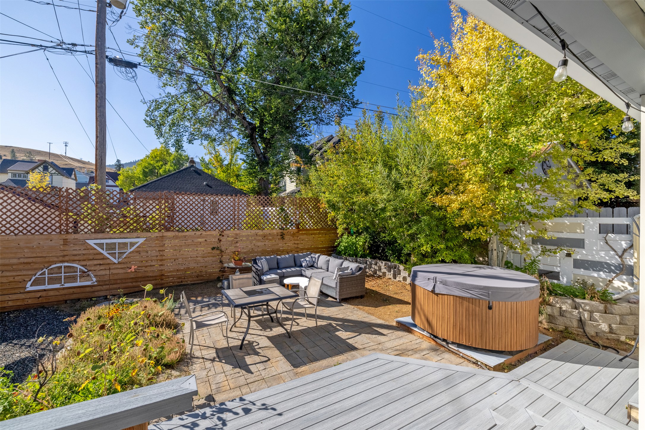 727 Breckenridge Street