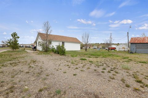 Photo of 407 Liberty Avenue, Shelby, MT 59474 (MLS # 30071342)