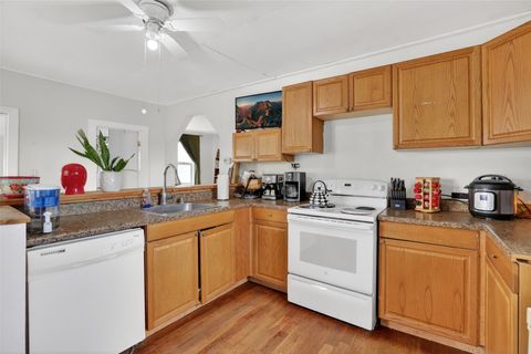 Tiny photo for 407 Liberty Avenue, Shelby, MT 59474 (MLS # 30071342)
