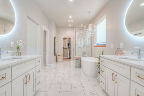 Tiny photo for 499 Jefferson Street, Kalispell, MT 59901 (MLS # 30069994)