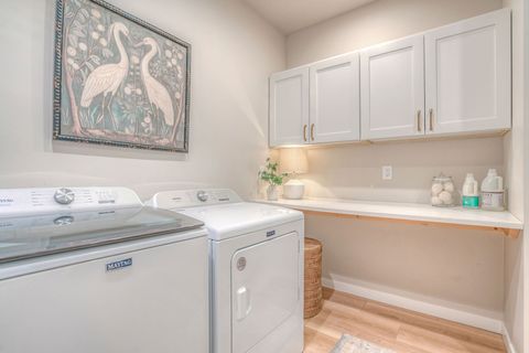 Tiny photo for 499 Jefferson Street, Kalispell, MT 59901 (MLS # 30069994)