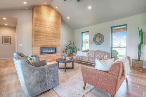 Tiny photo for 499 Jefferson Street, Kalispell, MT 59901 (MLS # 30069994)