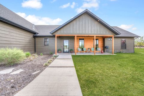 Tiny photo for 499 Jefferson Street, Kalispell, MT 59901 (MLS # 30069994)