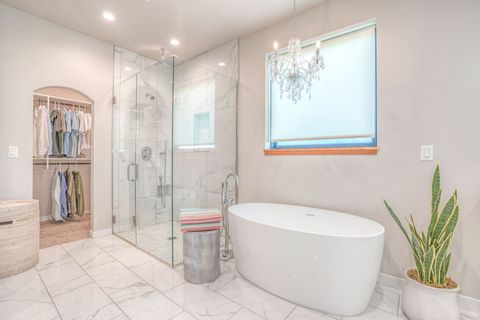 Tiny photo for 499 Jefferson Street, Kalispell, MT 59901 (MLS # 30069994)