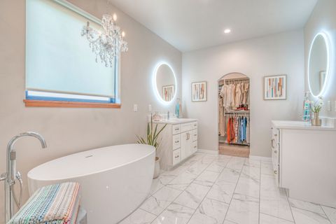 Tiny photo for 499 Jefferson Street, Kalispell, MT 59901 (MLS # 30069994)