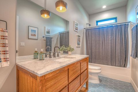 Tiny photo for 499 Jefferson Street, Kalispell, MT 59901 (MLS # 30069994)