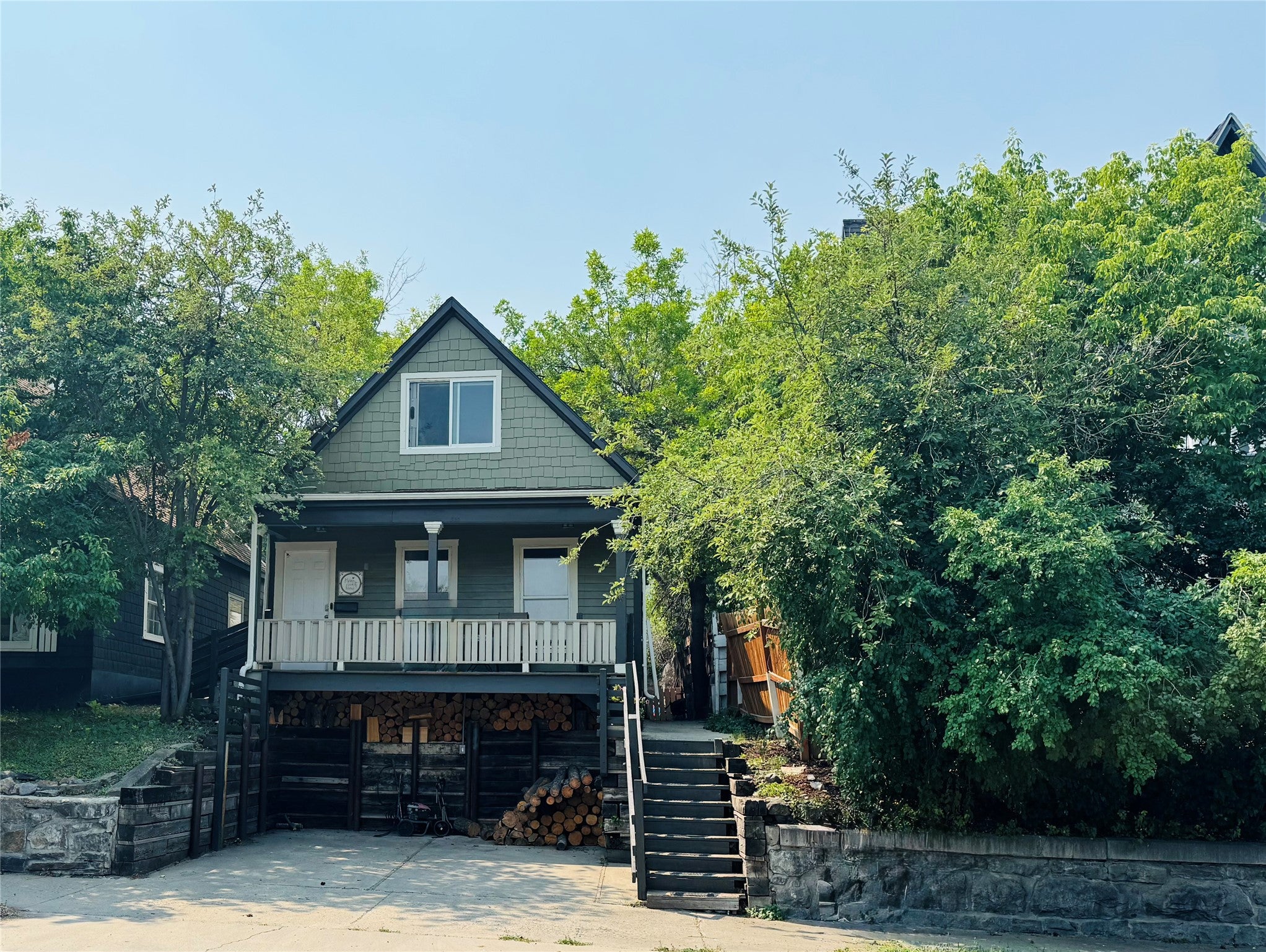 309 E Broadway Street