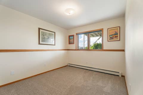 Tiny photo for 2 Grassy Mountain Road, Clancy, MT 59634 (MLS # 30073370)