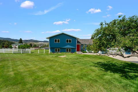 Tiny photo for 2 Grassy Mountain Road, Clancy, MT 59634 (MLS # 30073370)