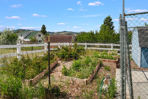 Tiny photo for 2 Grassy Mountain Road, Clancy, MT 59634 (MLS # 30073370)