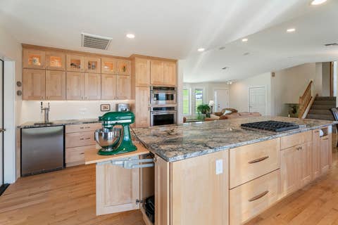 Tiny photo for 2 Grassy Mountain Road, Clancy, MT 59634 (MLS # 30073370)