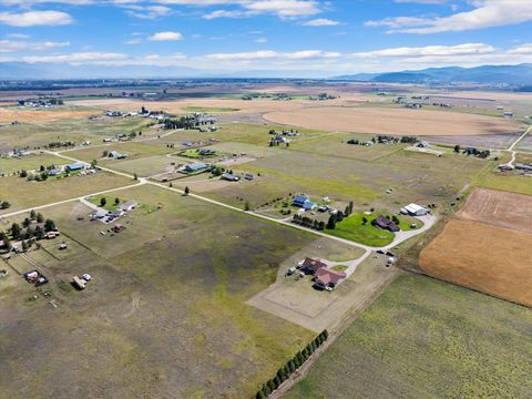 Tiny photo for 881 Lone Coyote Trail, Kalispell, MT 59901 (MLS # 30056257)