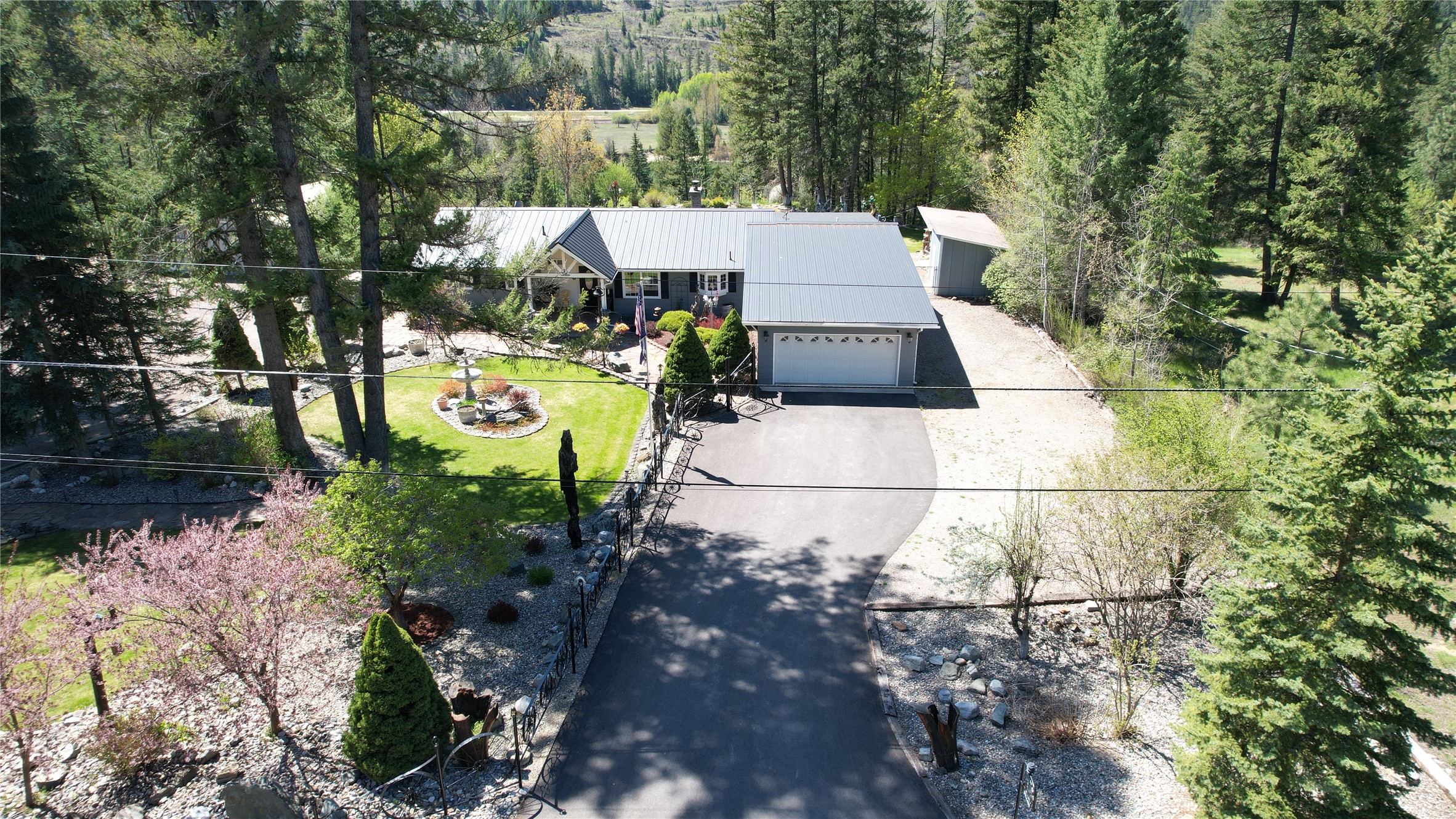 216 Yellowtail Road
