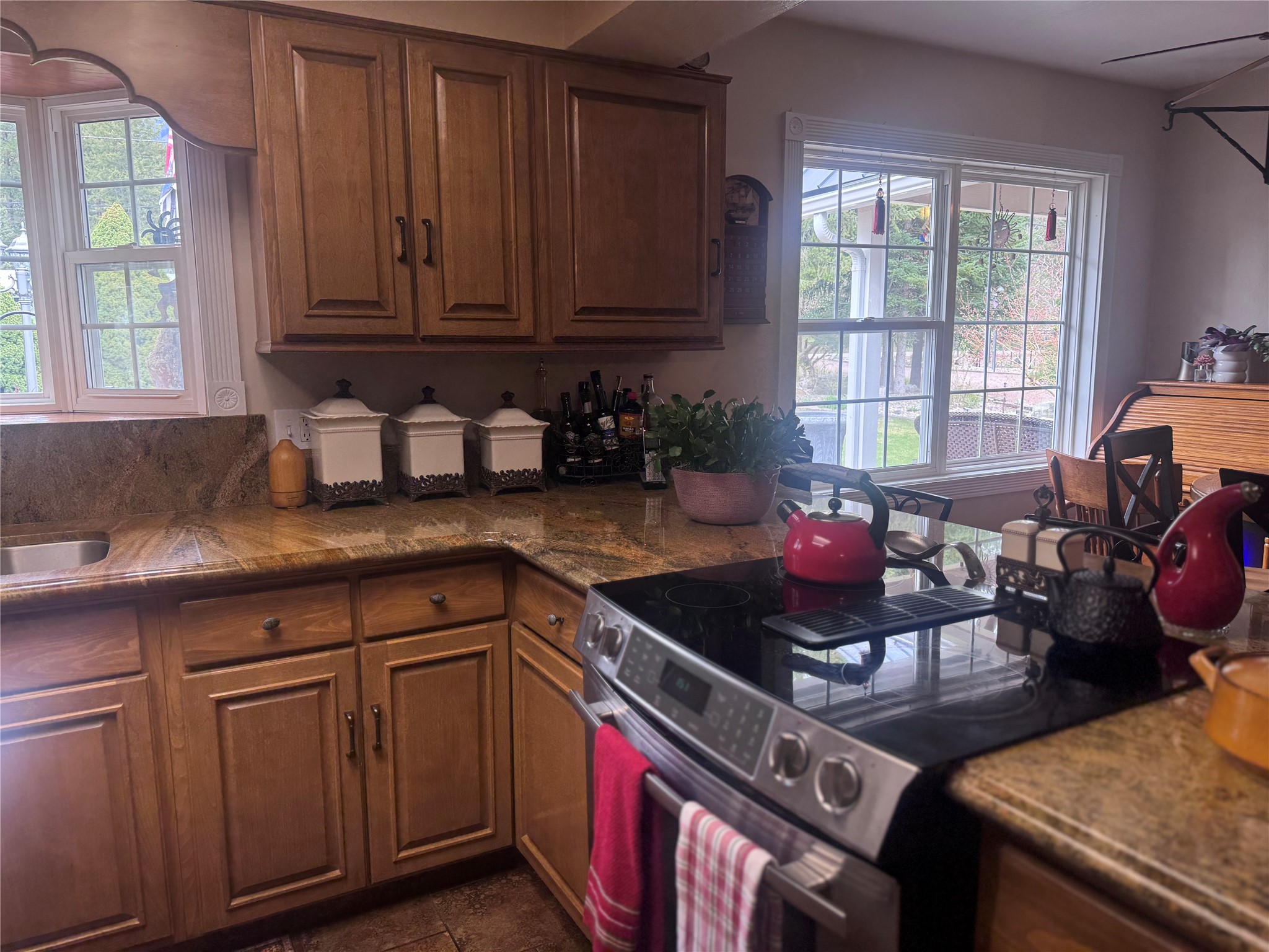 216 Yellowtail Road