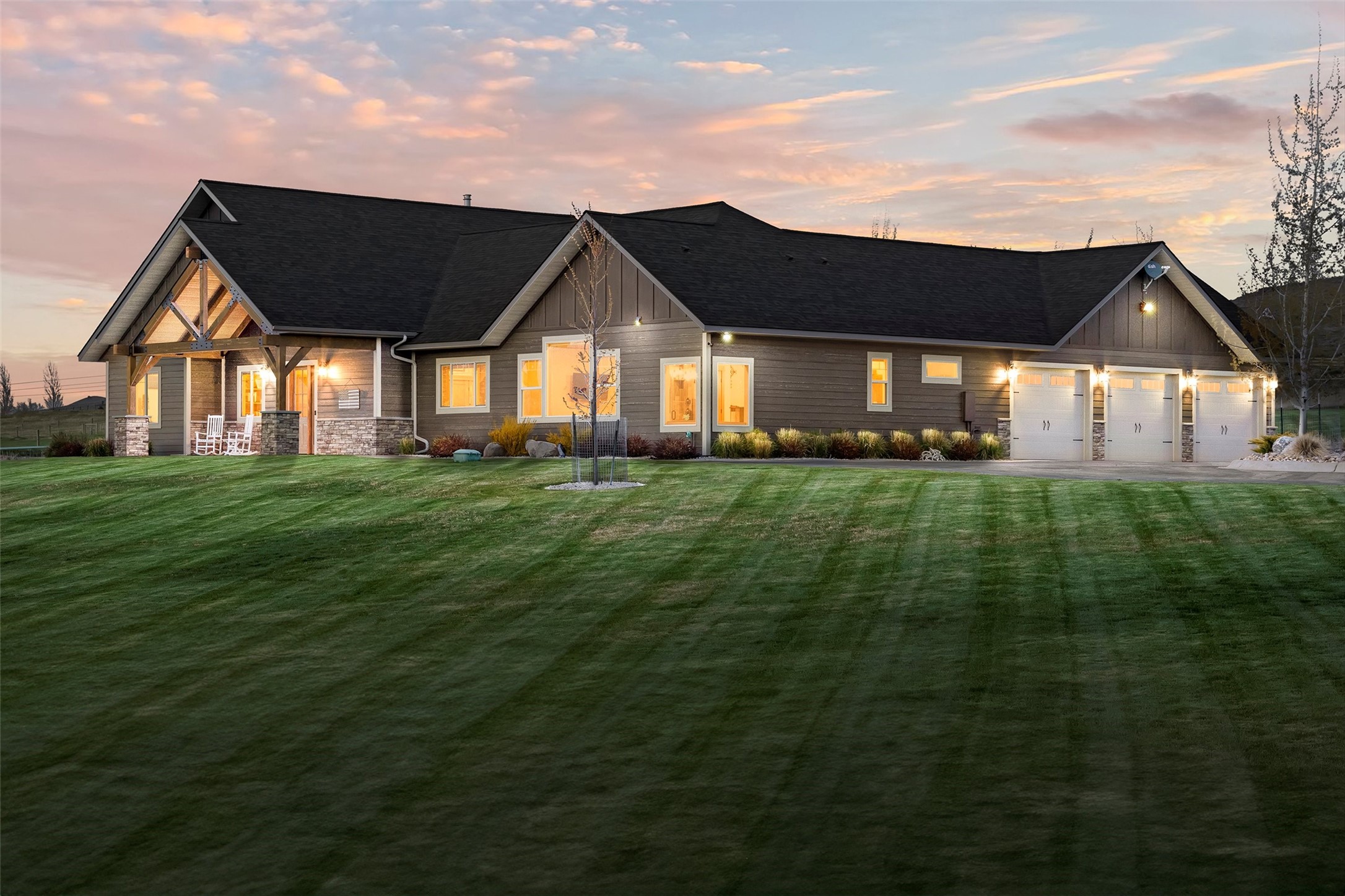 828 and 806 Corvallis Hills Drive