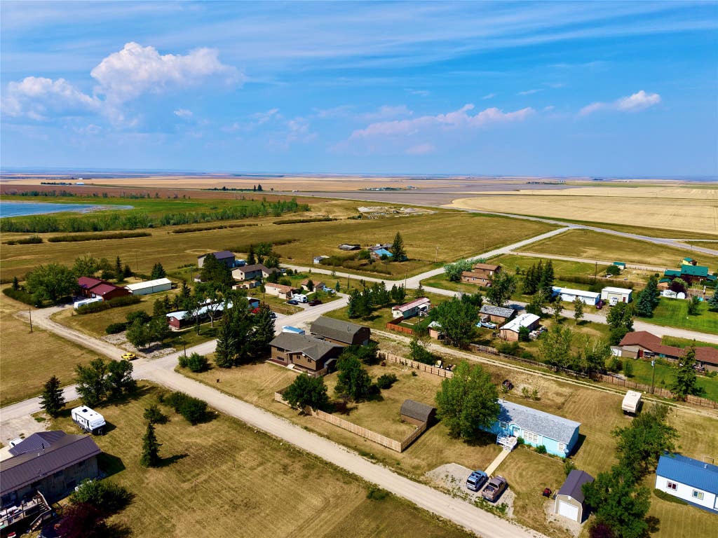 Photo of 101 Pondera Avenue, Valier, MT 59486 (MLS # 30076868)
