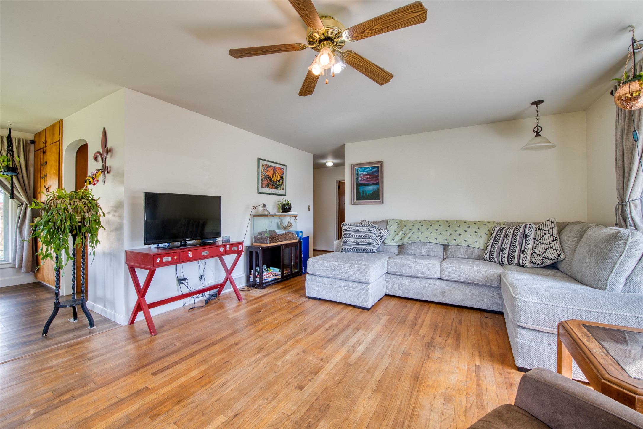 417 S 8th Street