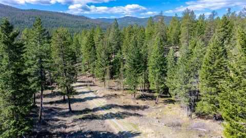 Photo of 380 Viano Lane, Kalispell, MT 59901 (MLS # 30047131)