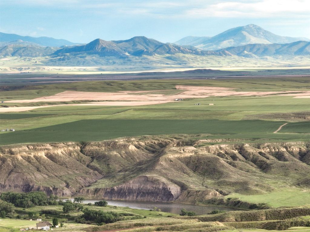 Photo of 39872 US Hwy 87, Fort Benton, MT 59442 (MLS # 30073790)