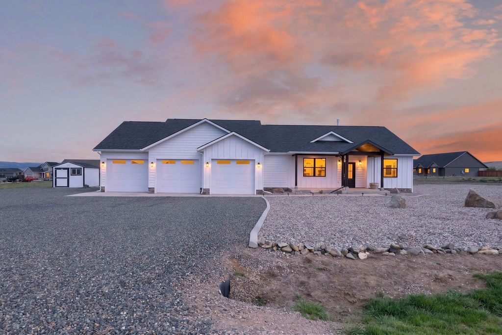 Photo of 4370 Pearl Court, Helena, MT 59602 (MLS # 30069818)