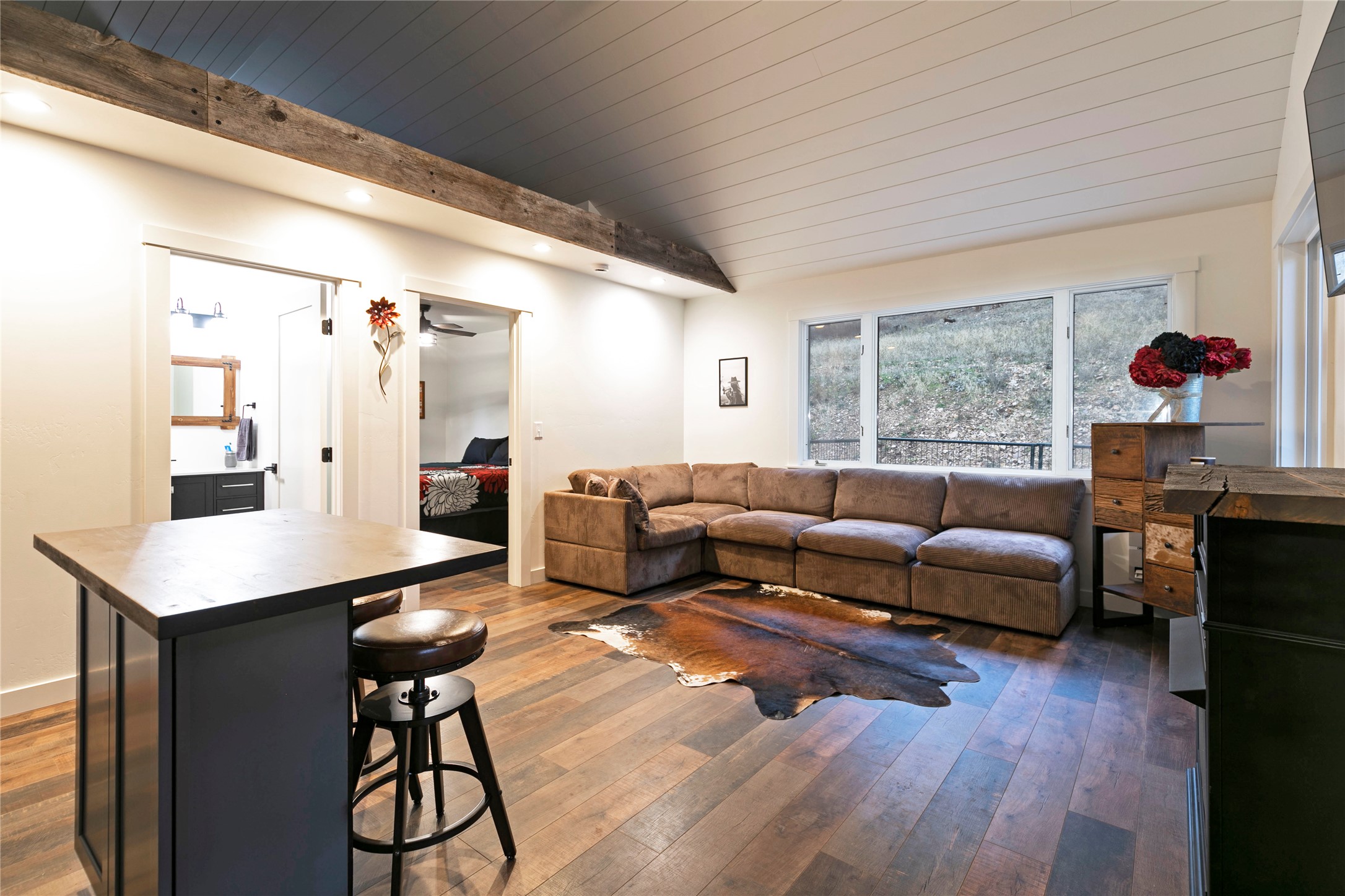 Clinton, Montana 59825, United States, 1 Bedroom Bedrooms, ,1 BathroomBathrooms,Residential,Active,247600