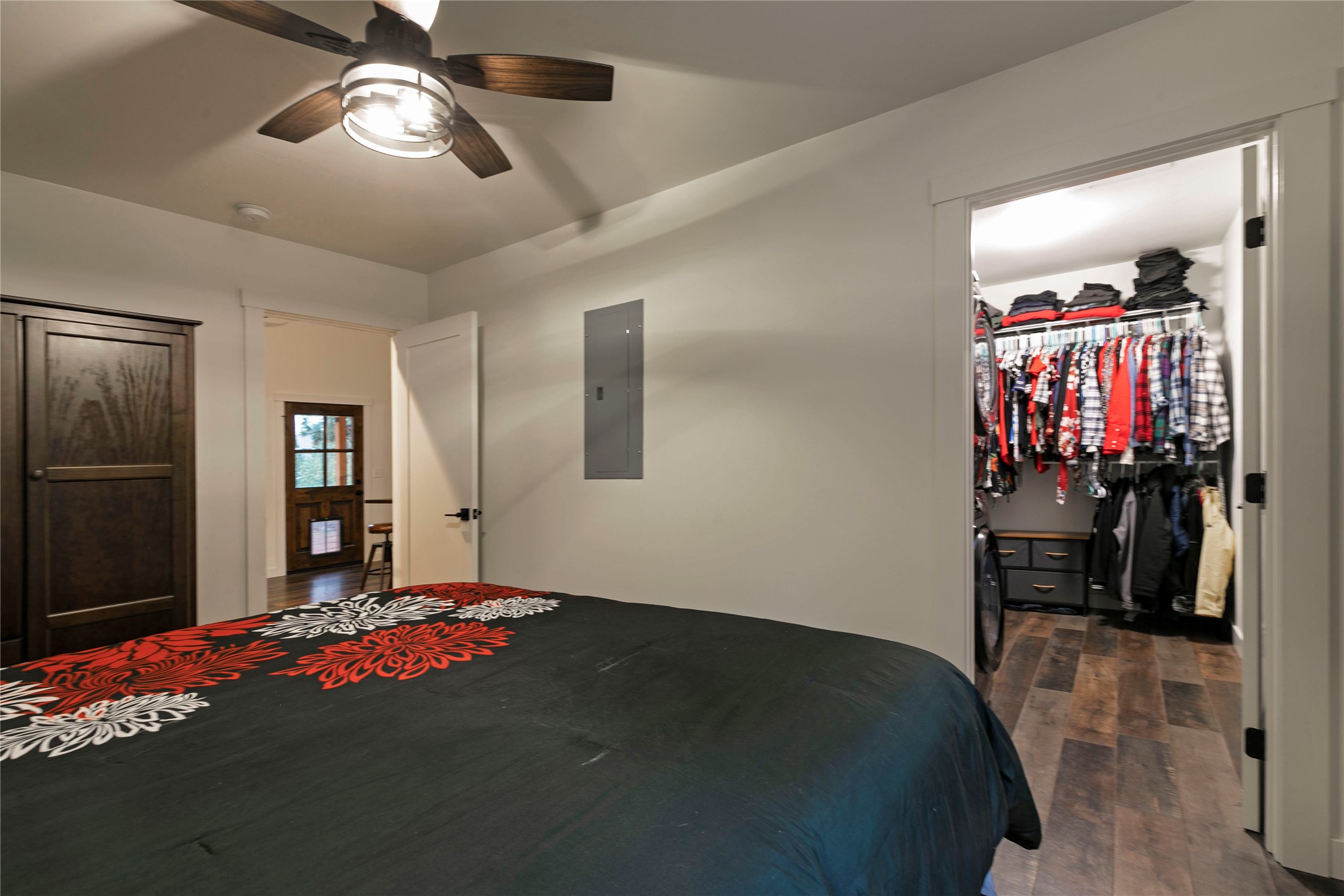 Clinton, Montana 59825, United States, 1 Bedroom Bedrooms, ,1 BathroomBathrooms,Residential,Active,247600