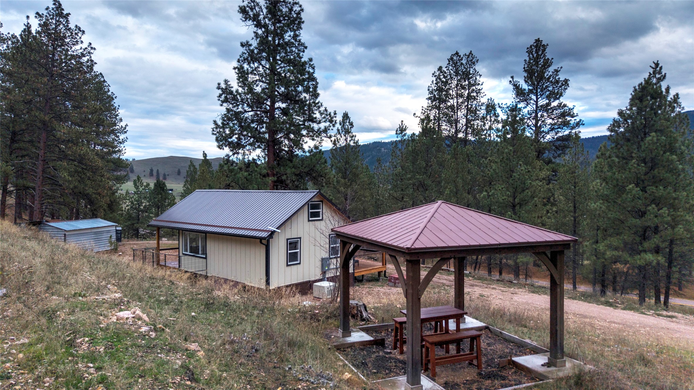 Clinton, Montana 59825, United States, 1 Bedroom Bedrooms, ,1 BathroomBathrooms,Residential,Active,247600