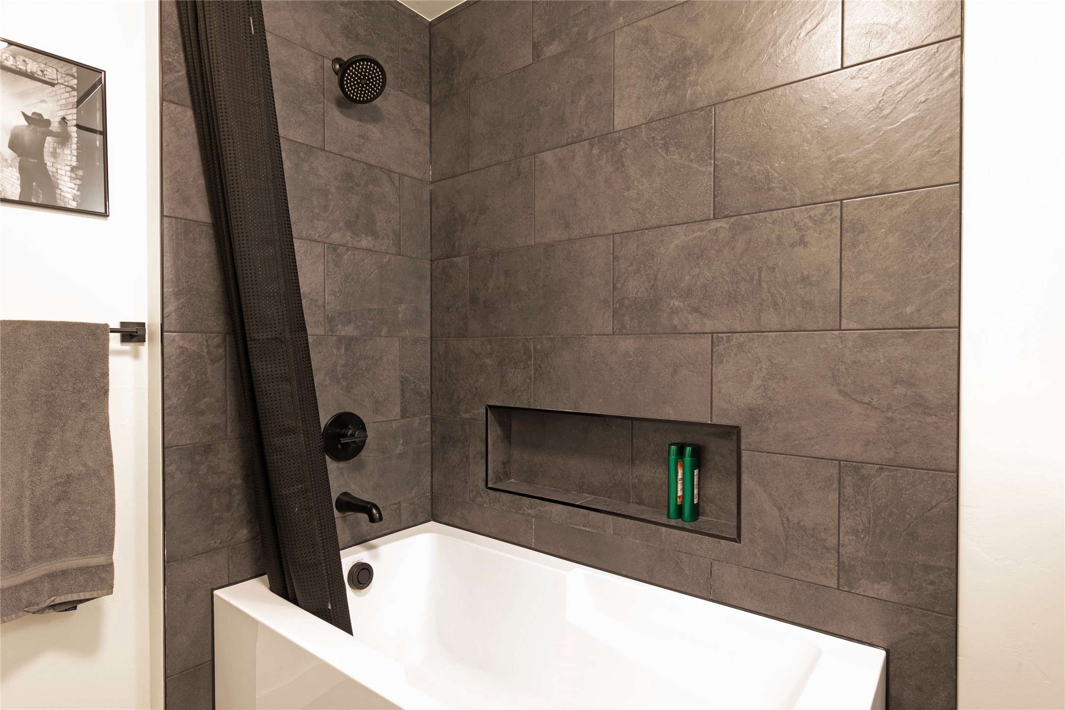 Clinton, Montana 59825, United States, 1 Bedroom Bedrooms, ,1 BathroomBathrooms,Residential,Active,247600