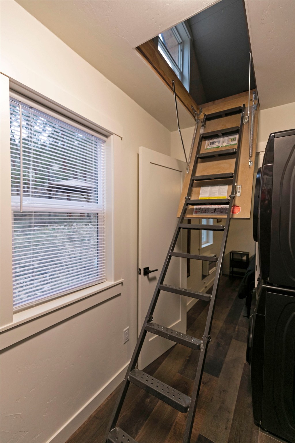 Clinton, Montana 59825, United States, 1 Bedroom Bedrooms, ,1 BathroomBathrooms,Residential,Active,247600