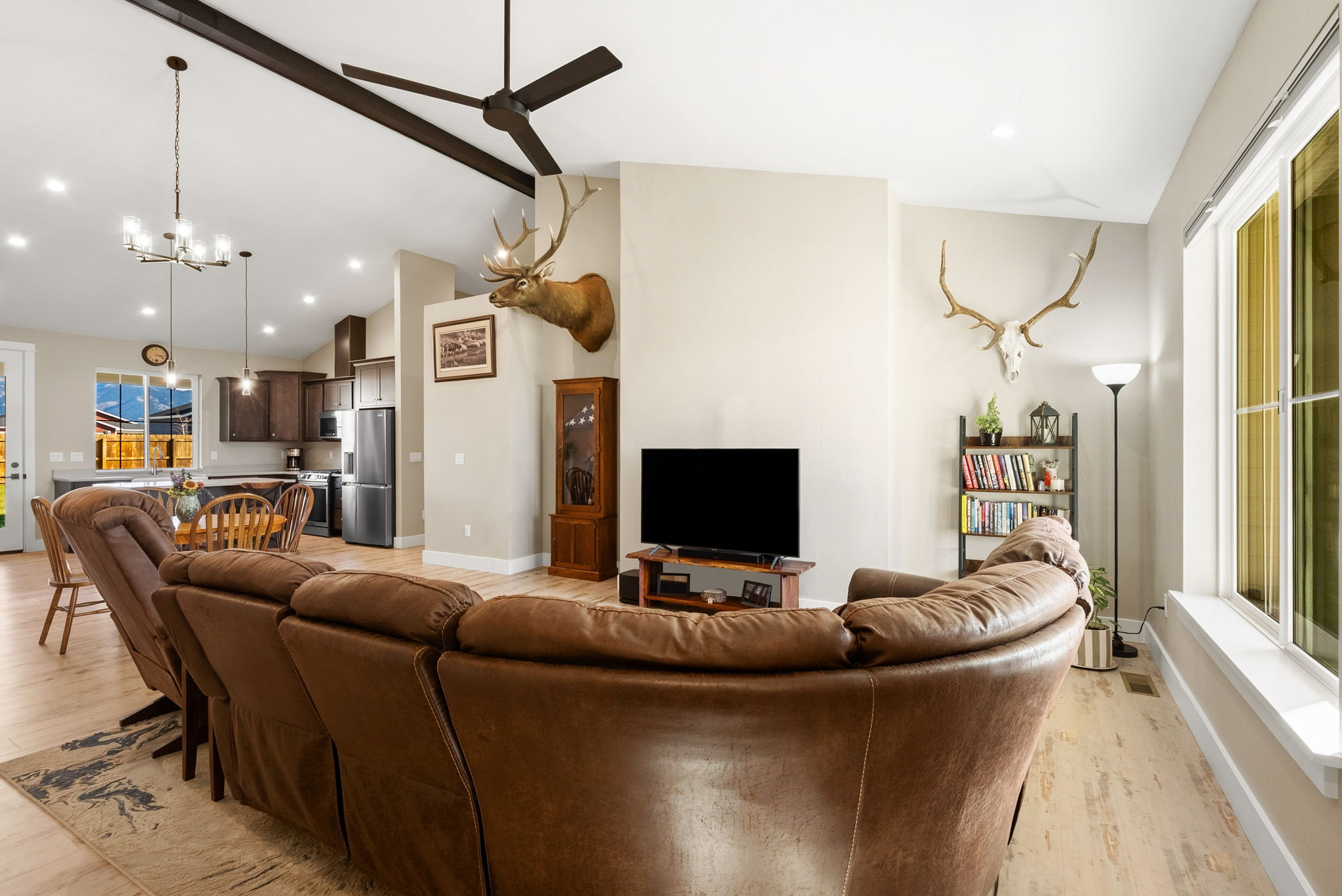 2217 Oriole Drive