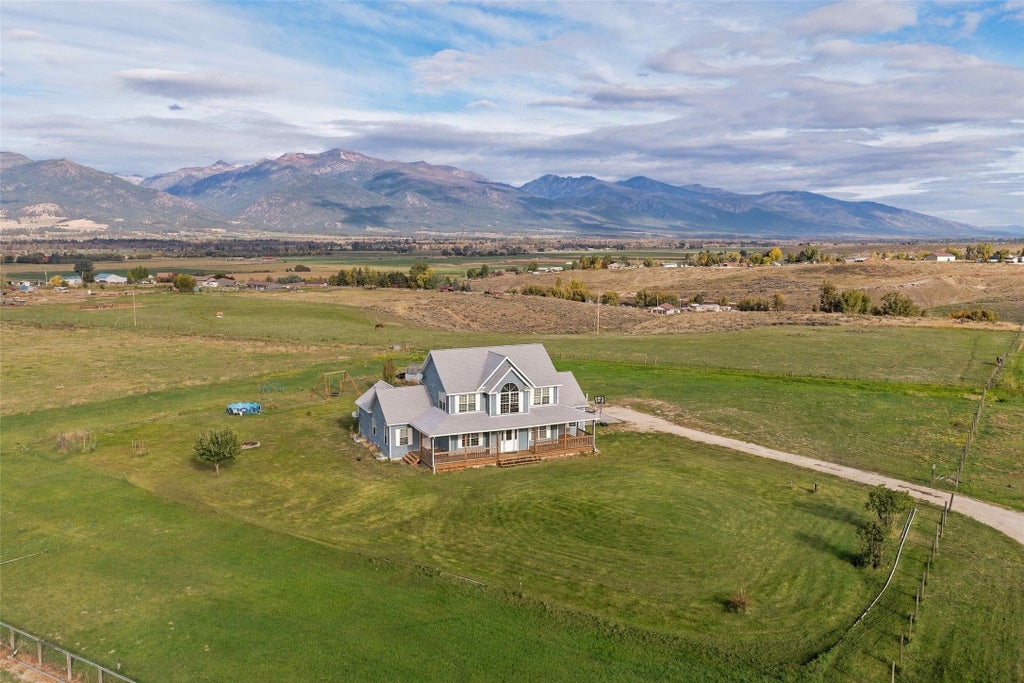 Photo of 2261 Poppy Lane, Corvallis, MT 59828 (MLS # 30079335)