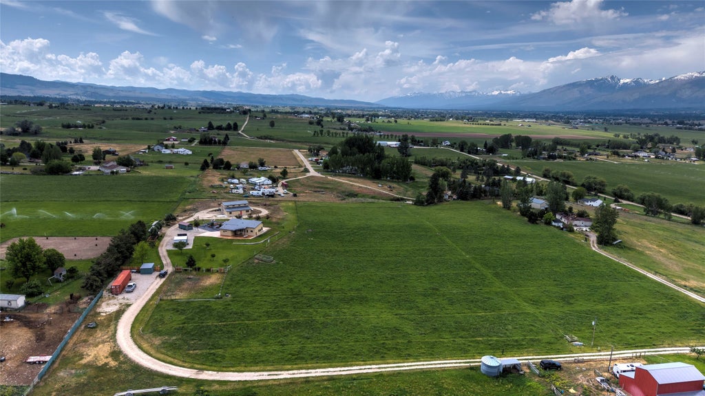 Photo of 753 Heaven Bound Lane, Corvallis, MT 59828 (MLS # 30070641)
