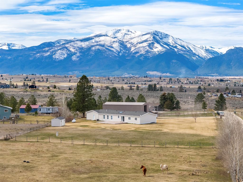 Photo of 4023 Sunnyside Cemetery Road, Stevensville, MT 59870 (MLS # 30067026)