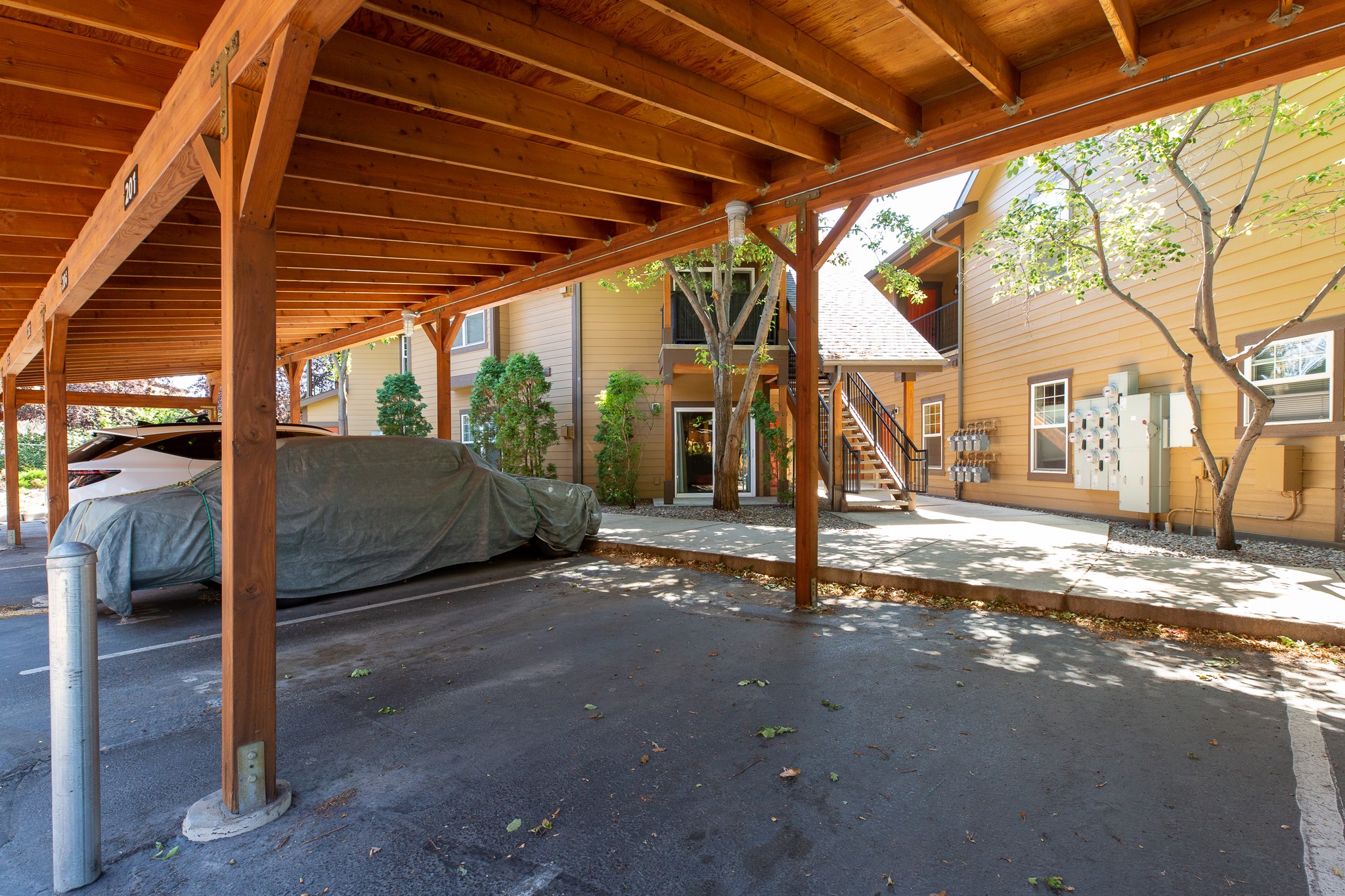 2904 Tina Avenue 201