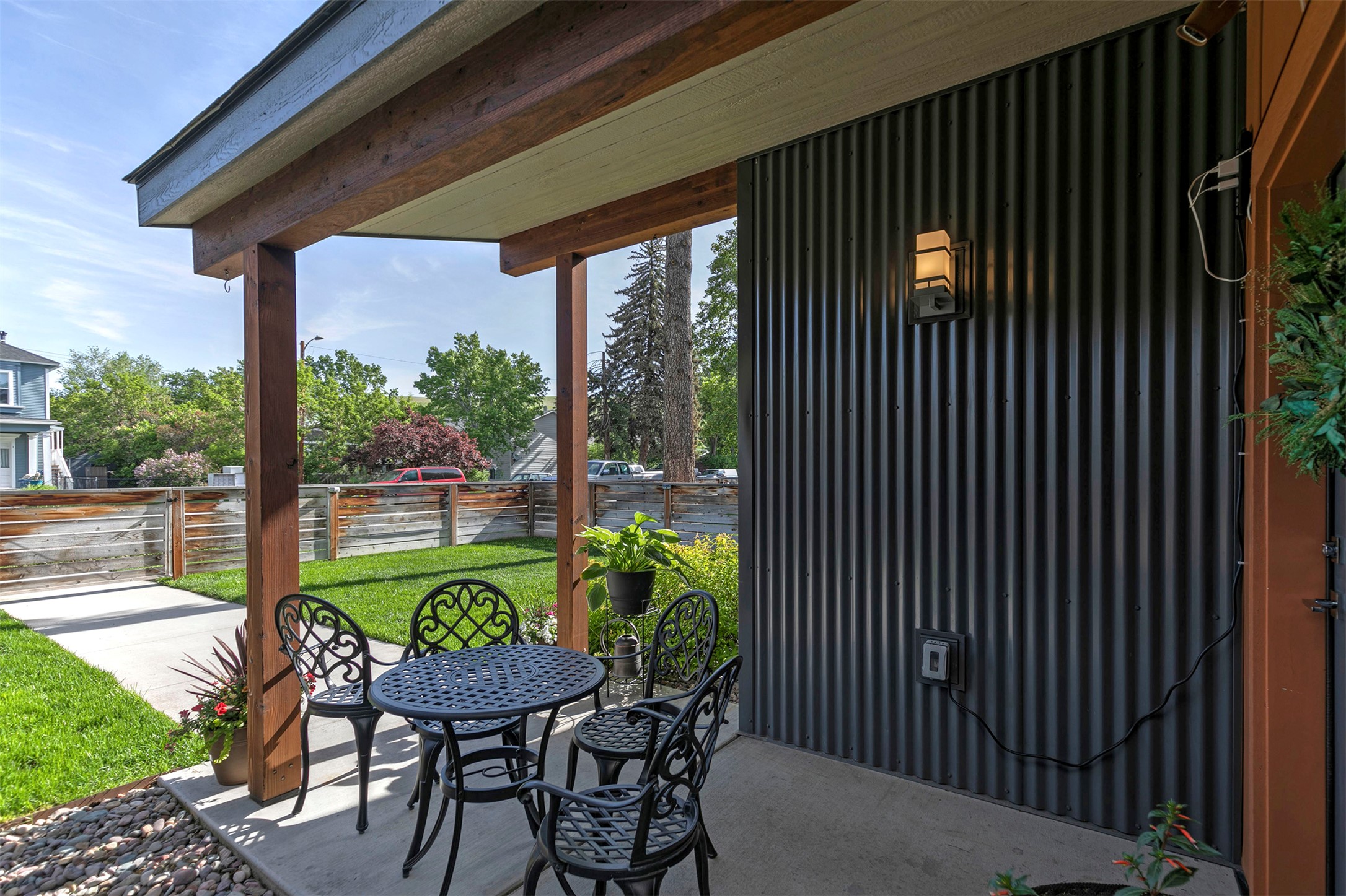 1029 Stoddard Street